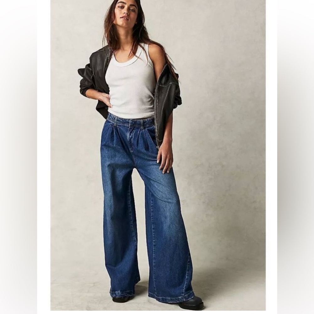 Free People NWT Equinox High Rise Straight Wide Leg Cotton Jeans Size 6
